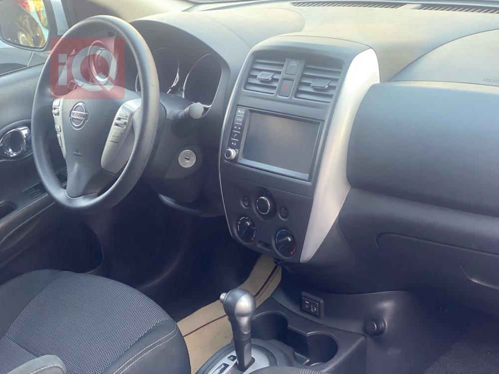 Nissan Versa